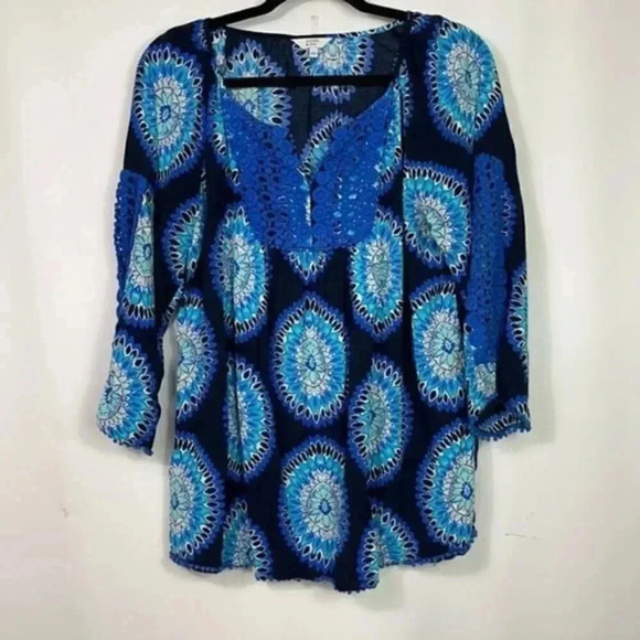 Crown & Ivy 3/4 lace sleeves size Large blouse - Picture 1 of 5